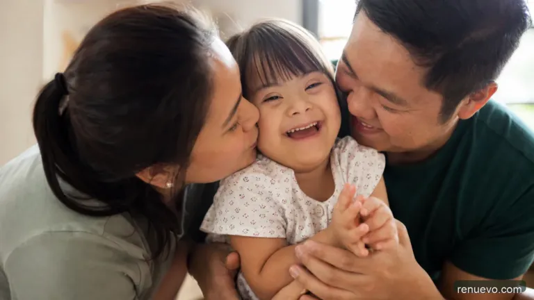 Pareja Conmueve Al Mundo Con Su Gozo Al Lograr Adoptar Una Niña Con Síndrome De Down